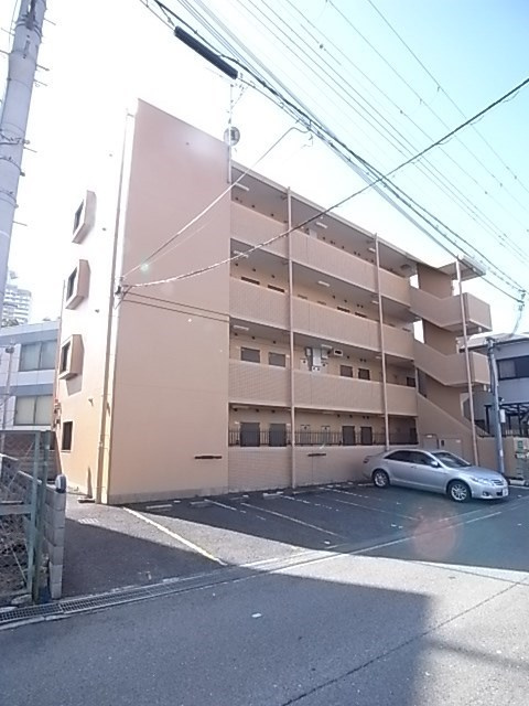 HU岩屋ハイツの外観