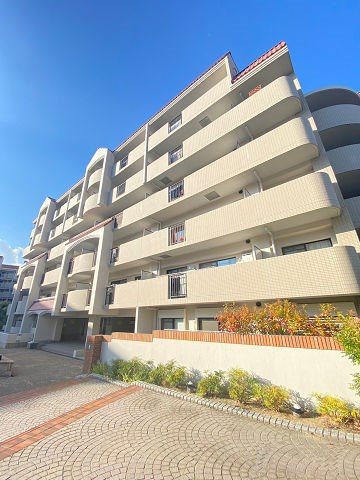 KDXレジデンス夙川ヒルズ　5番館の外観