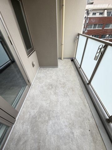 アーバネックス新町のバルコニー