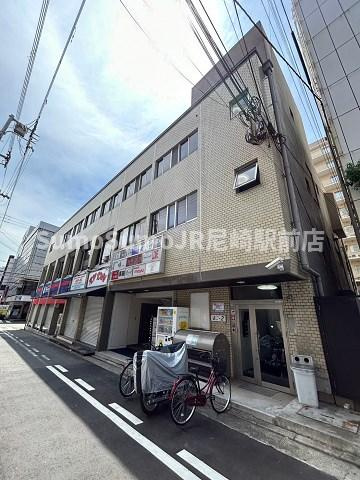 KT-2ビルの外観