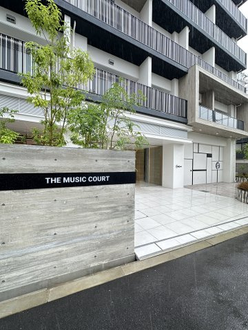 THE MUSIC COURTのエントランス