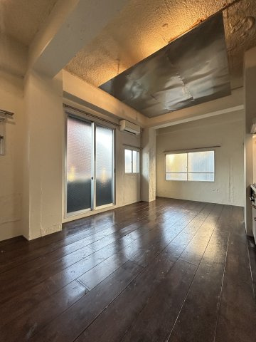 大阪市西区南堀江２丁目の賃貸マンションの寝室