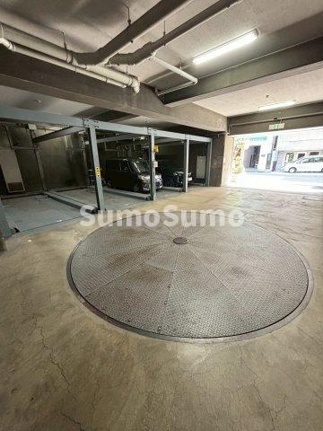 ハイネスあみだ池公園の駐車場|カースペースがあります