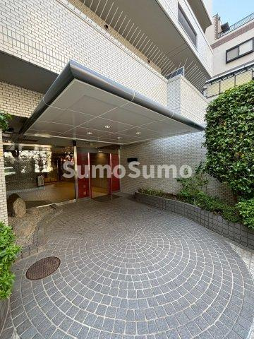 ハイネスあみだ池公園のエントランス|落ち着いたエントランスです