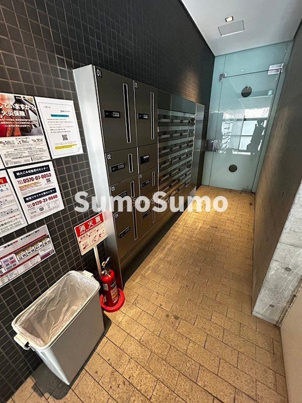 アーバンフラッツ湊町（旧 La Douceur湊町）の外観|外観です