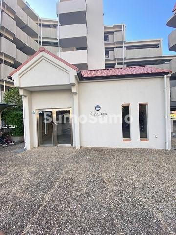 KDXレジデンス夙川ヒルズ　4番館の外観