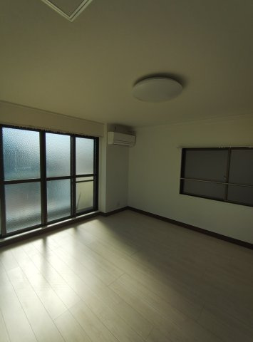 KSマンションの寝室