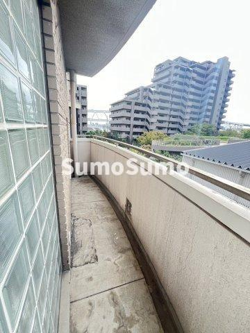 アーデンコート住吉川のバルコニー