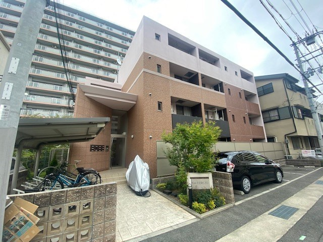 イサ　セレッソ