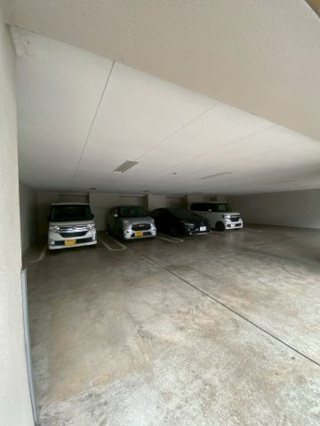 GROOVE新長田の駐車場