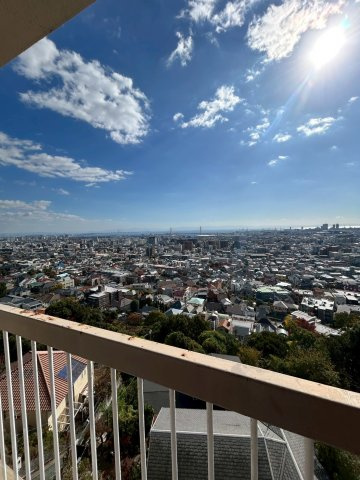Hills岡本の展望