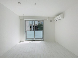 【居間・リビング】 | Mon | ※同物件、別のお部屋の写真です。