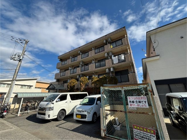 ジュネス城北新町Ⅲの外観
