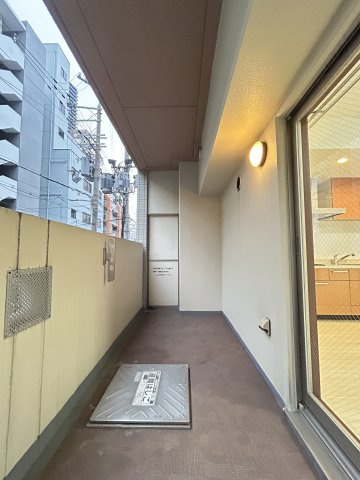 S-FORT桜川のロビー|バルコニー付きです