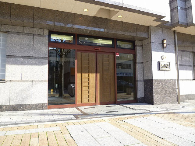 KAISEI新神戸第2WESTのエントランス