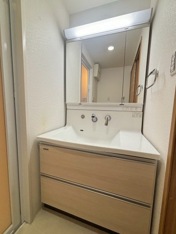 JASPER御堂筋本町の洗面所