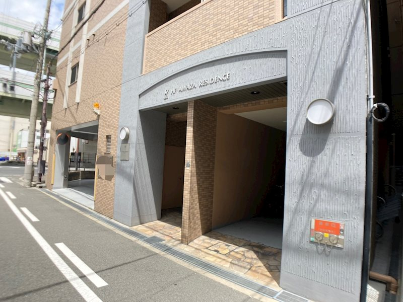 Gran Pino 立売堀のエントランス