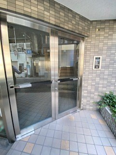 エイト御影のエントランス