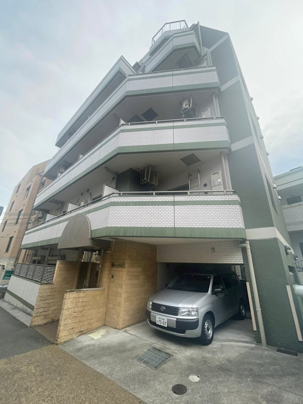 Kitano Flats Plus