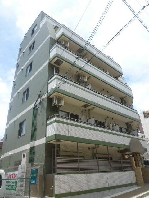 Kitano Flats Plusの外観