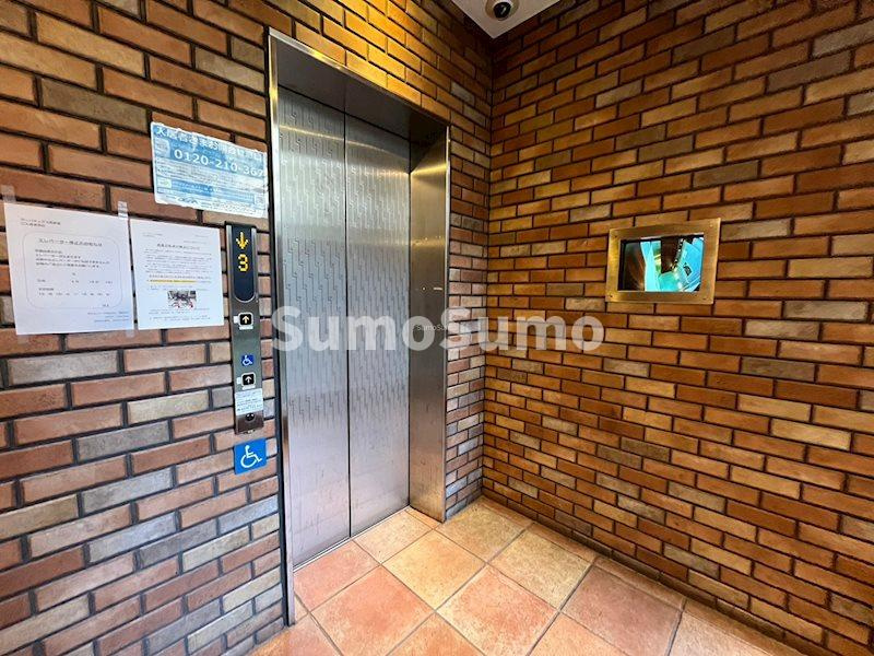 アーバネックス西長堀の外観