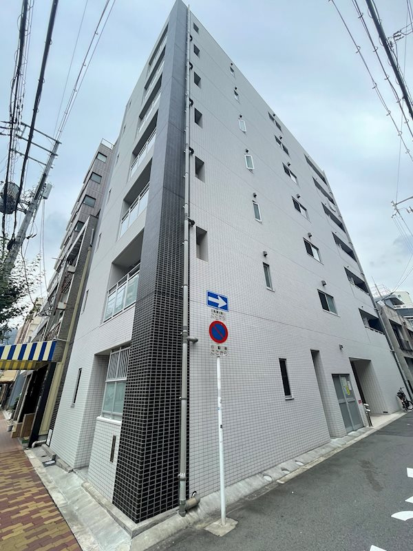 JESUS　SQUARE　nippombashi