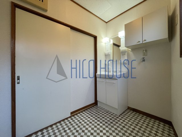 仙波町4丁目戸建貸家の洗面所