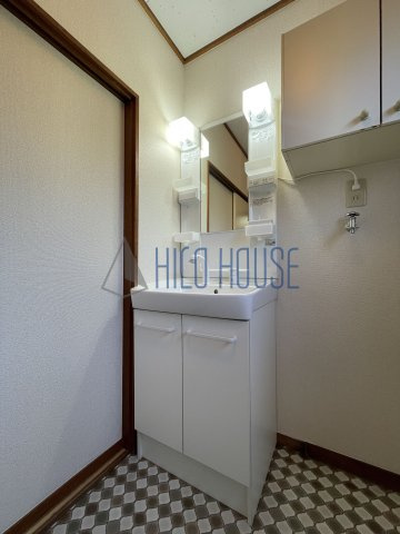 仙波町4丁目戸建貸家の洗面所