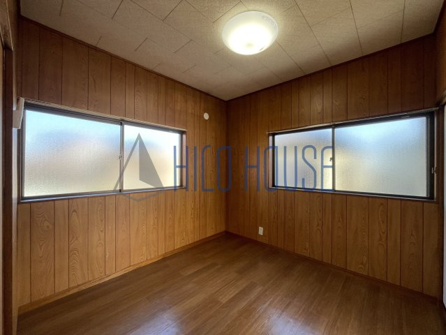 仙波町4丁目戸建貸家の寝室