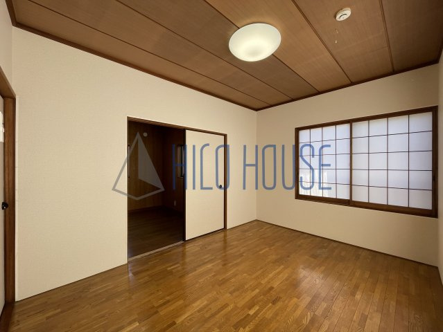 仙波町4丁目戸建貸家の寝室