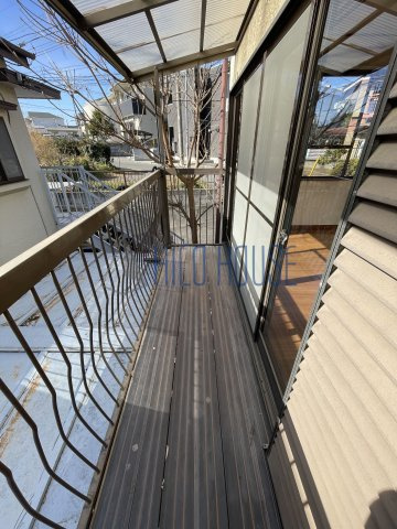 仙波町4丁目戸建貸家のバルコニー