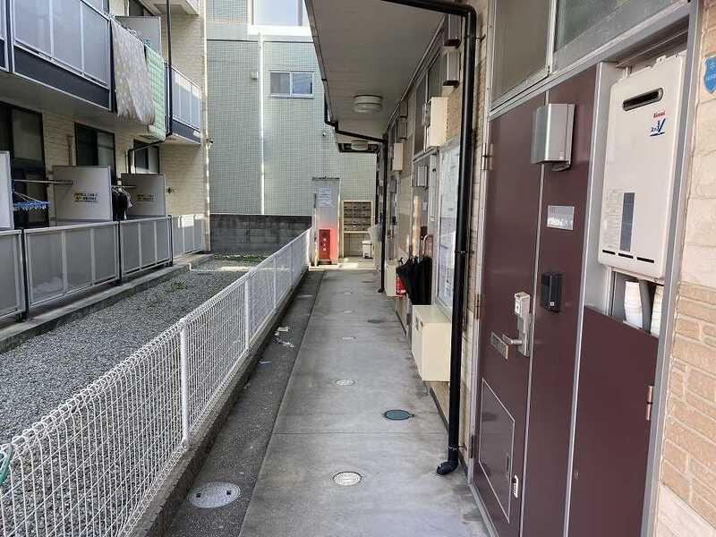 レオパレスオーキッドⅡのロビー
