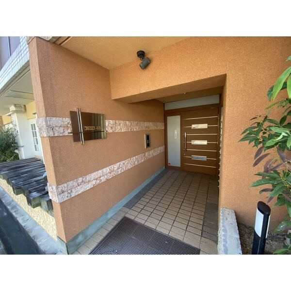 NESTY本山のエントランス