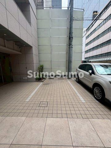 JASPER御堂筋本町の駐車場