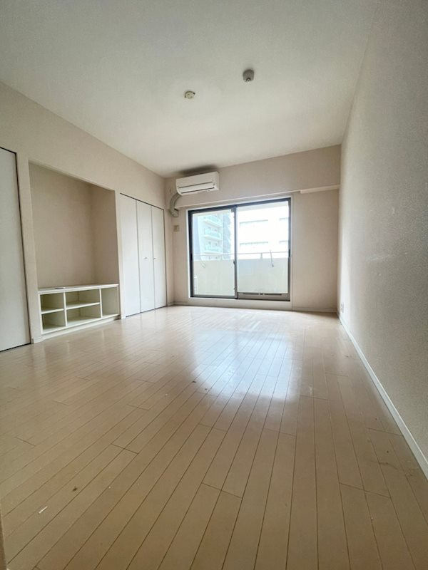 KAISEI新神戸第2WESTの居間・リビング