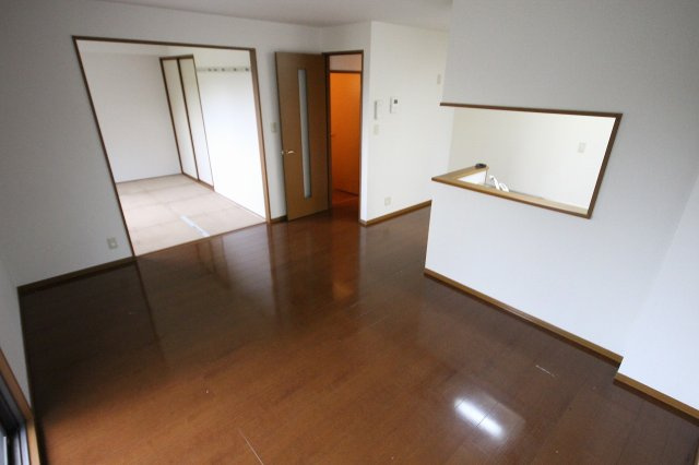 パルティーダ　C棟の居間・リビング|※お部屋により仕様が異なる場合があります※