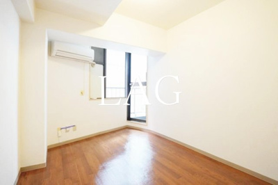 【居間・リビング】 | インペリアルお茶の水 | 洋室のお部屋です。