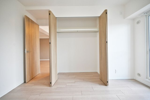 シャルム野中南公園の洋室|洋室（約5.9帖）