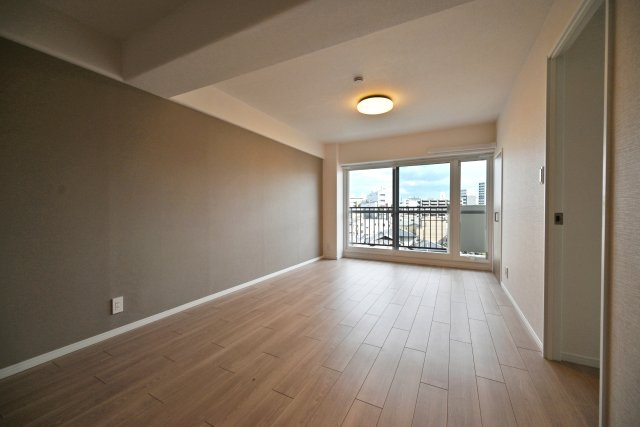 シャルム野中南公園の居間・リビング|家族みんなが寛げるそんな空間になってくれるリビングダイニングです。