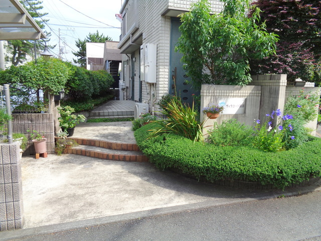 ヴィラコート鵠沼のエントランス