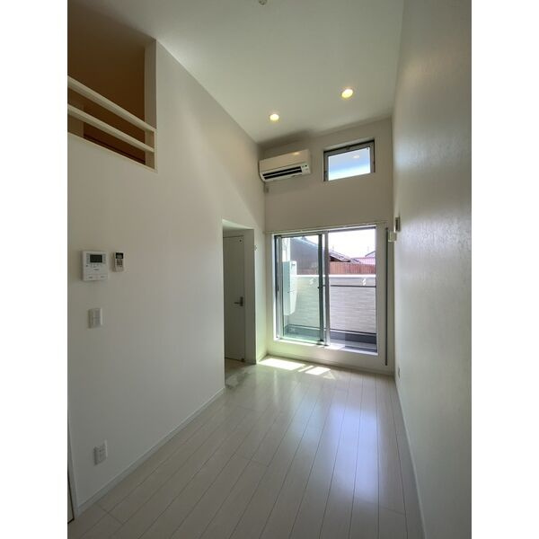 グランディールの居間・リビング