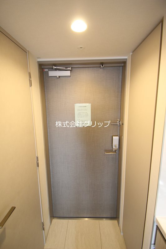 GRAND横濱山下町の玄関