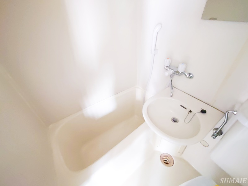 コーポ二ノ宮の浴室|バスルームです☆