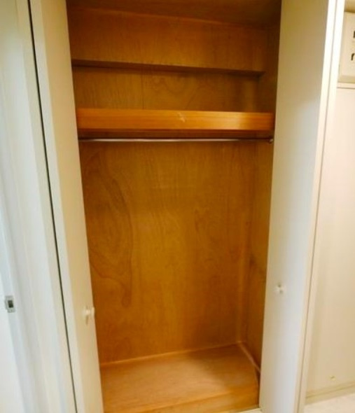 サンセール与野本町の収納|別部屋内装写真