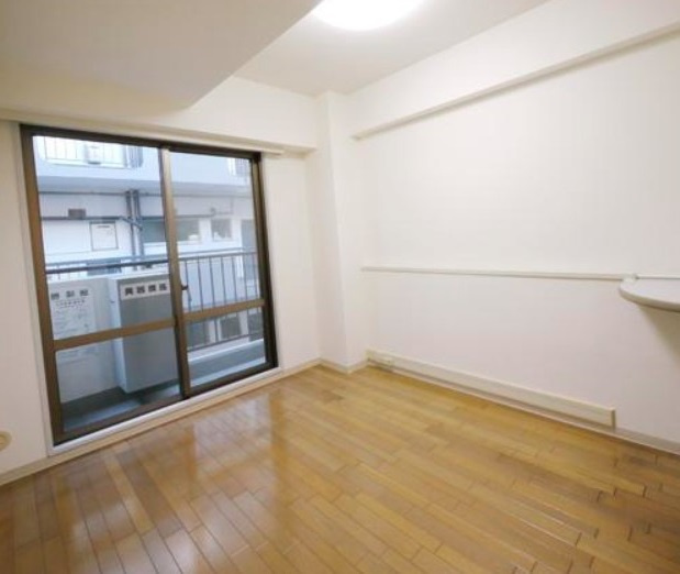 サンセール与野本町の寝室|別部屋内装写真