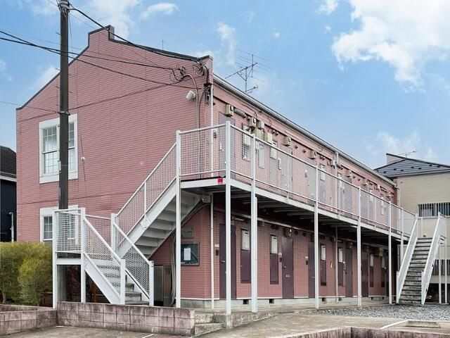 ジュノー浅間台の外観