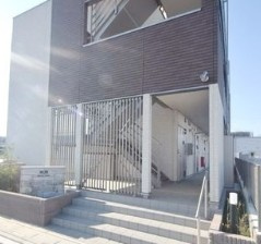 クレイノミオラヴィラのエントランス