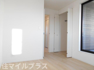 【洋室】 | 郡山市日和田町日向新築一戸建て3棟 | 広々とした洋室です