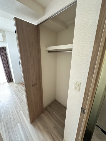 大阪市中央区博労町１丁目の賃貸マンションの収納