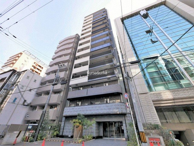 大阪市中央区博労町１丁目の賃貸マンションの外観
